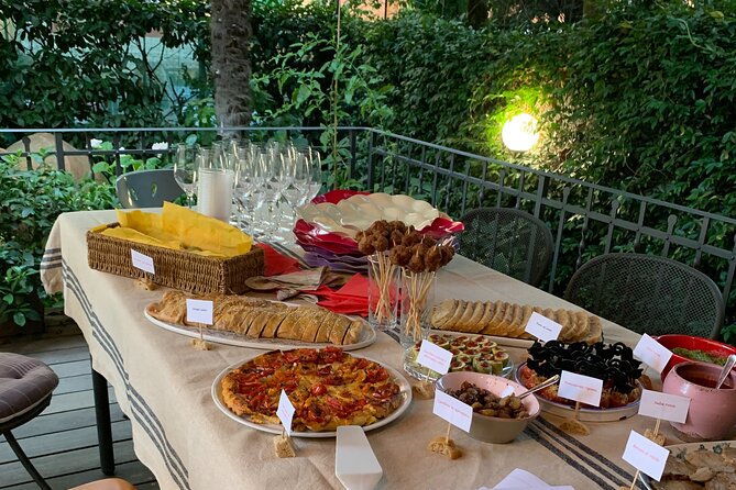 3 hour Lasagna Bolognese cooking class - Why the group limit of 10 matters