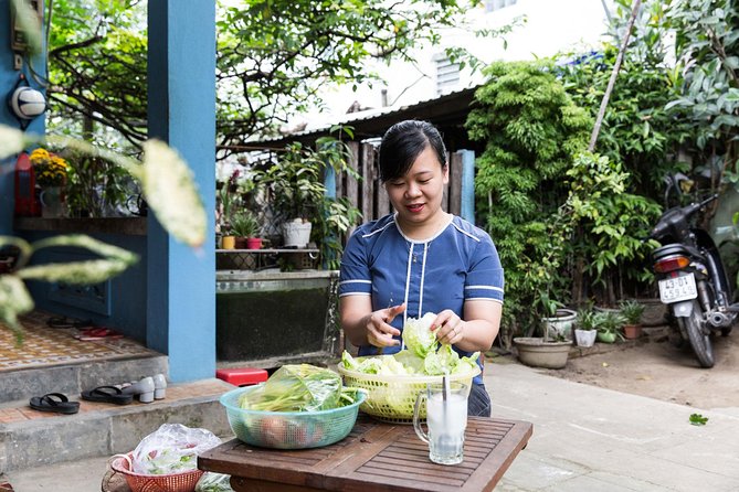 3-hour Traditional Vietnamese Home-Cooking Class in Da Nang - Sitting Down for a Homemade Lunch or Dinner