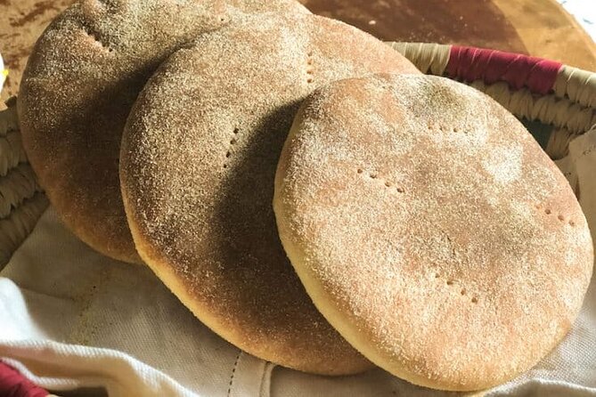 3 Hours Bread Making/passetrie in Chefchaouen - Following the bread aroma through Chefchaouen