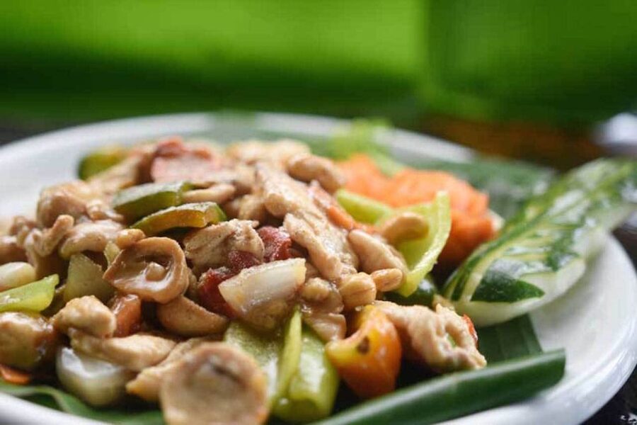 4-Hour Traditional Thai Cooking Class in Khaolak - Cooking several dishes, not just one