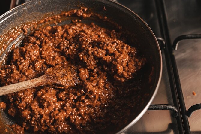 A Brunello Cooking Class with Vineyards View Winery - Wine pairings that make the meal feel special