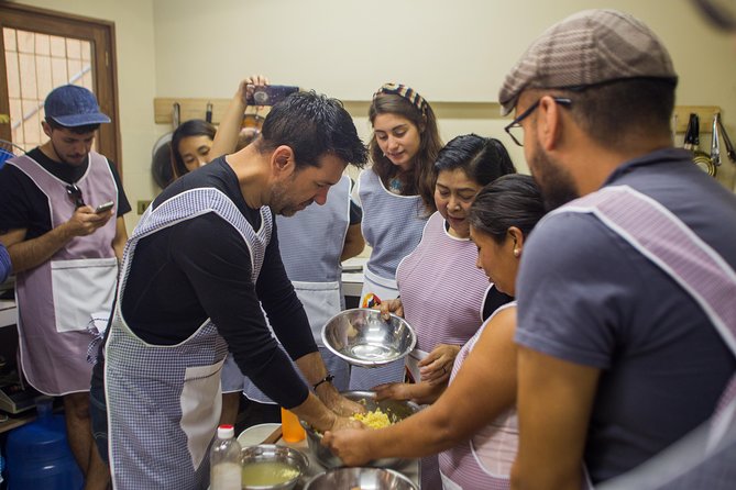 Adelante Mujer Bolivian Cooking Workshops - Key points to know before booking