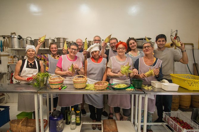 Adelante Mujer Bolivian Cooking Workshops - Visiting Proyecto Martadero