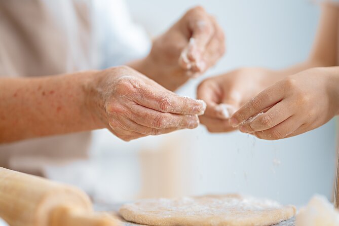 Aix en Provence Small group Croissant Baking Class with a chef - Key points at a glance