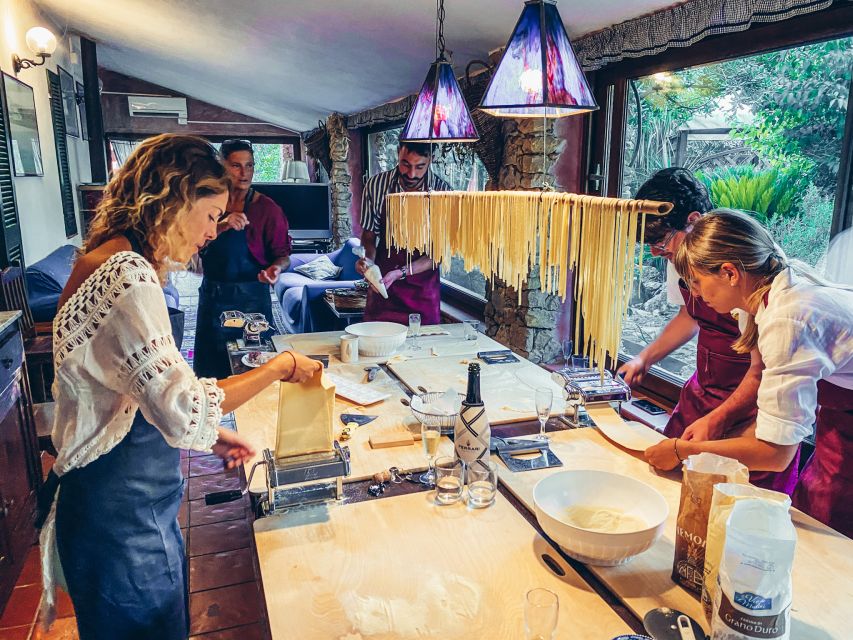 Alghero: Sardinian Home-Cooking Class and Meal - Key points to know before booking