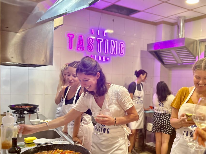 Alicante Paella Cooking Class, Tapas, Drinks and Market - A five-minute walk to a purpose-built kitchen
