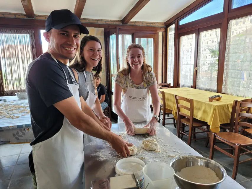 Amalfi Coast: Half-Day Farmhouse Cooking Class - Stretching fresh mozzarella by hand