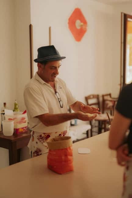 Amalfi: Cooking Class with Pasta, Mozzarella, and Tiramisù - Why the host matters