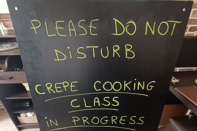 Amazing Sweet Crêpe Cooking Class Paris - Who will enjoy the three-hour format