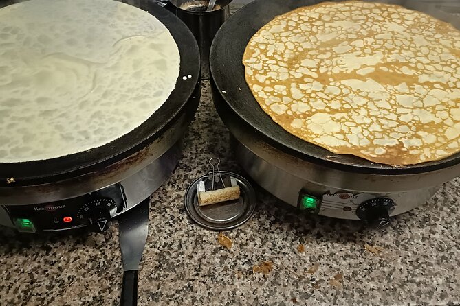 Amazing Sweet Crêpe Cooking Class Paris - Booking details and practical planning