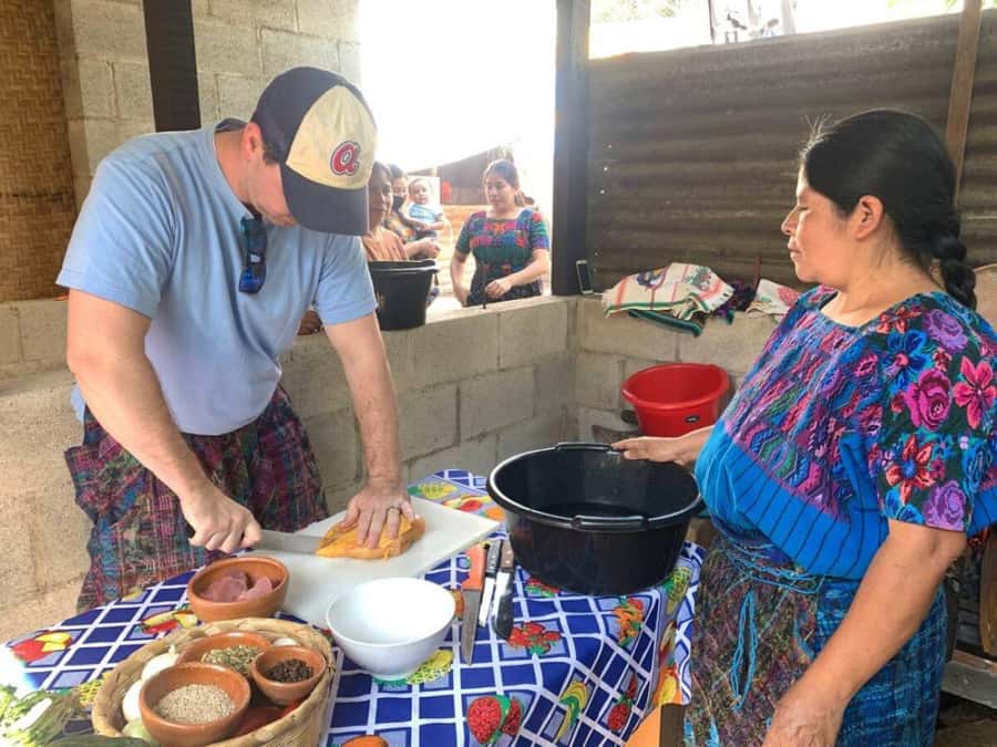 Antigua: Cooking Class with Local Family - Preparing Pepián, Jocón, Kakik, or a meat-free meal