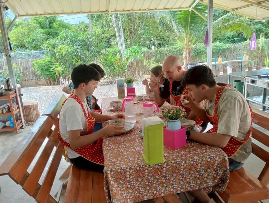 Ao Nang: Authentic Thai Local Cooking Class - Making curry paste by hand