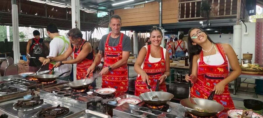 Ao Nang: Authentic Thai Local Cooking Class - Cooking the meal instead of watching it