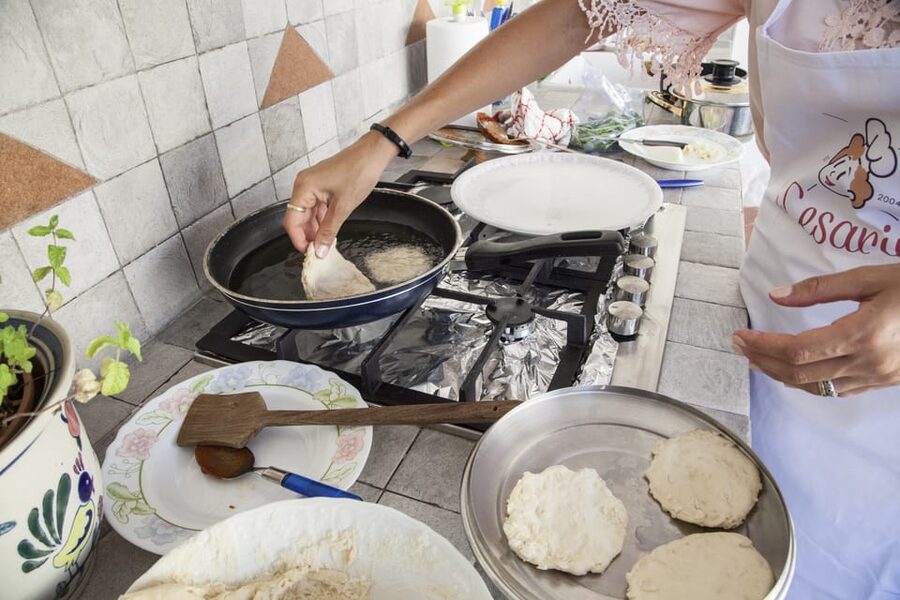 Aosta: Cooking Demo & Meal at a Local's Home - Who should book this experience?
