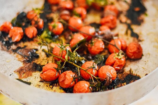 Apulian Cooking Class with Aperitif and Wine in Polignano a Mare - Who should book this experience