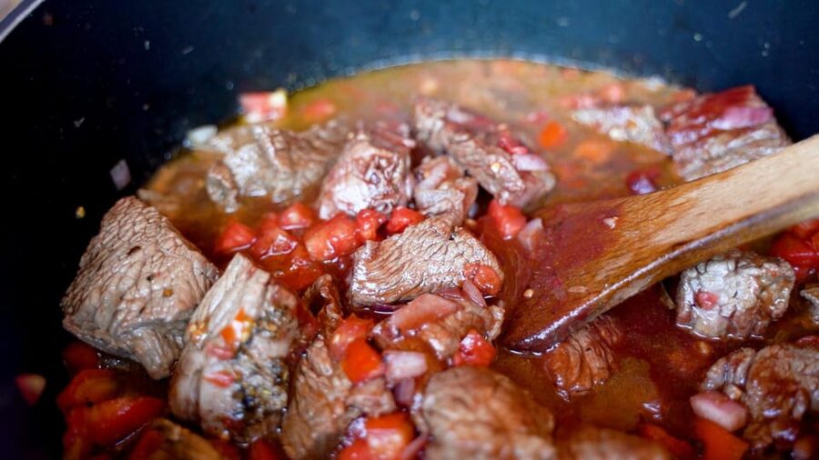 Argassi: Zakynthian Culture & Greek Cooking Class with Lunch - Tuesday classics with moussaka and baklava rolls