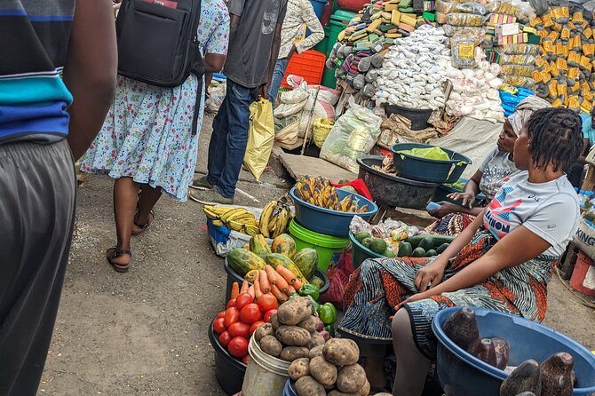 Arusha: Traditional Tanzania Cooking class& Food Market Tour - Choosing the menu and buying ingredients