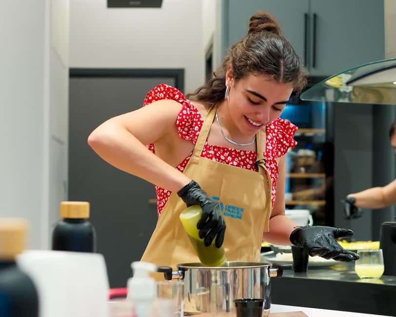 Athens Market Tour and Cooking Class in a Beautiful Garden - What to bring for a comfortable visit
