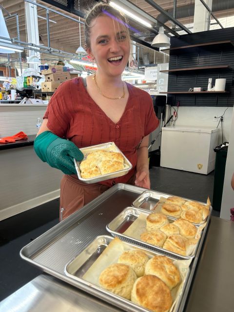 Atlanta: Historic Market Food Tour and Biscuit Cooking Class - What the two-hour schedule feels like