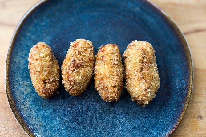 Authentic spanish tapas cooking class in barcelona - What Chef Vulkano adds to the class