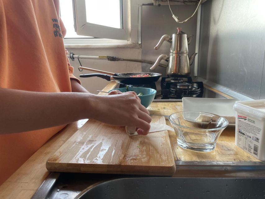 Authentic Turkish Breakfast Cooking at Home with Locals - Cooking menemen, the warm centerpiece