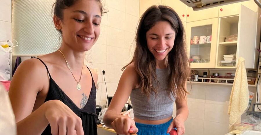 Authentic Turkish Breakfast Cooking at Home with Locals - Meeting Aysu and learning the breakfast basics