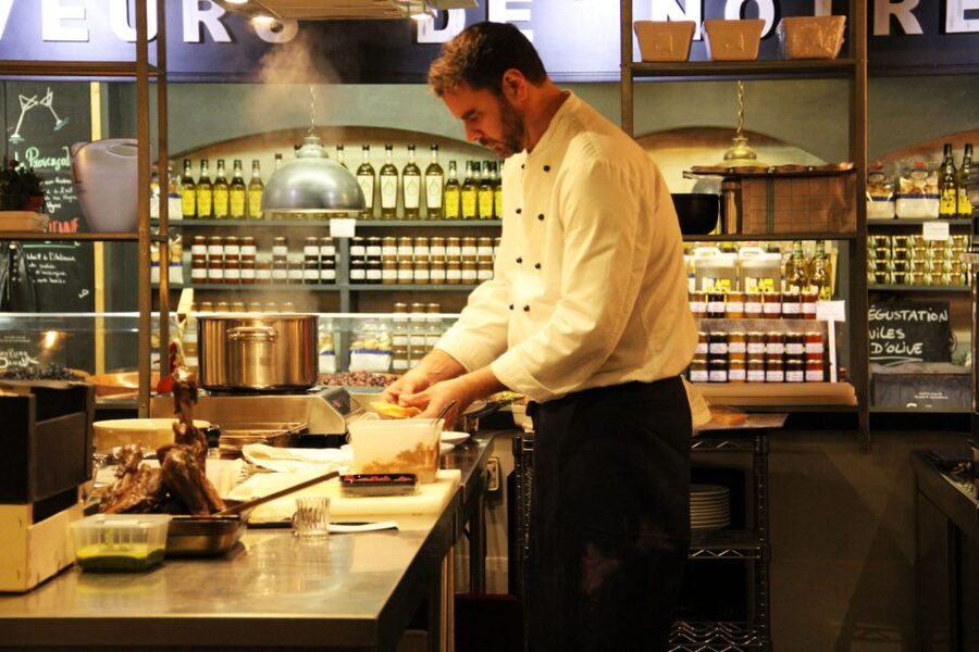 Avignon: Cooking Class and Lunch with a Local Chef - Southern French cooking with practical lessons