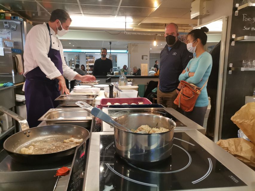 Avignon: Cooking Class and Lunch with a Local Chef - Sitting down to eat what you made