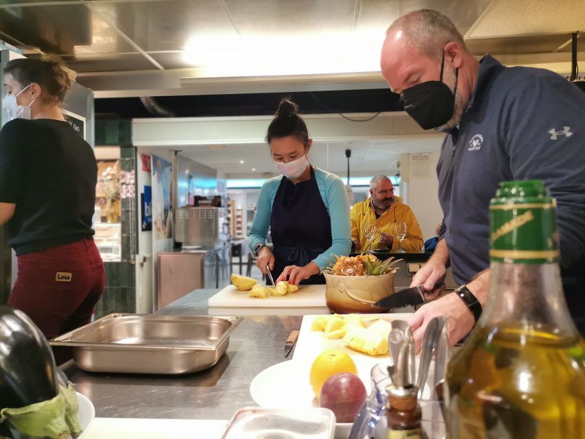 Avignon: Cooking Class and Lunch with a Local Chef - Learning to shop like a cook