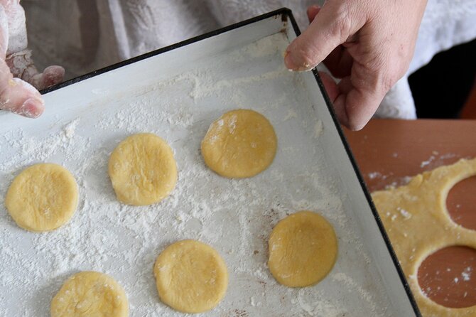BA: Empanadas and Alfajores Cooking Experience in Palermo - Starting with Argentina’s most useful food