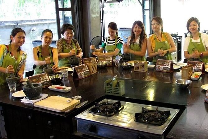 Baipai Thai Cooking School: Authentic Cooking Class Tour - Four Thai dishes in one half-day class
