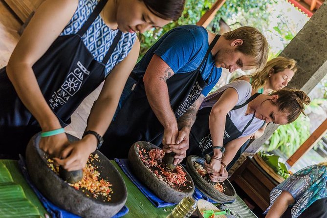 Balinese Cooking class with traditional morning market visit - Key points at a glance