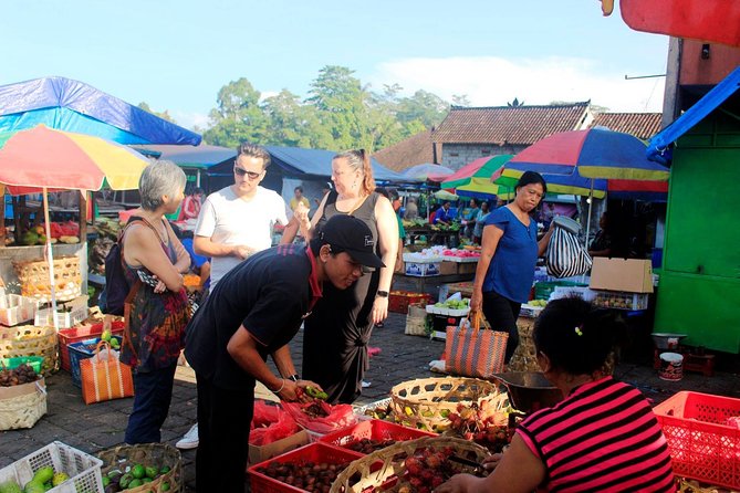 Balinese Farm Cooking Class by Pemulan Bali - Cooking six dishes in an open-air kitchen