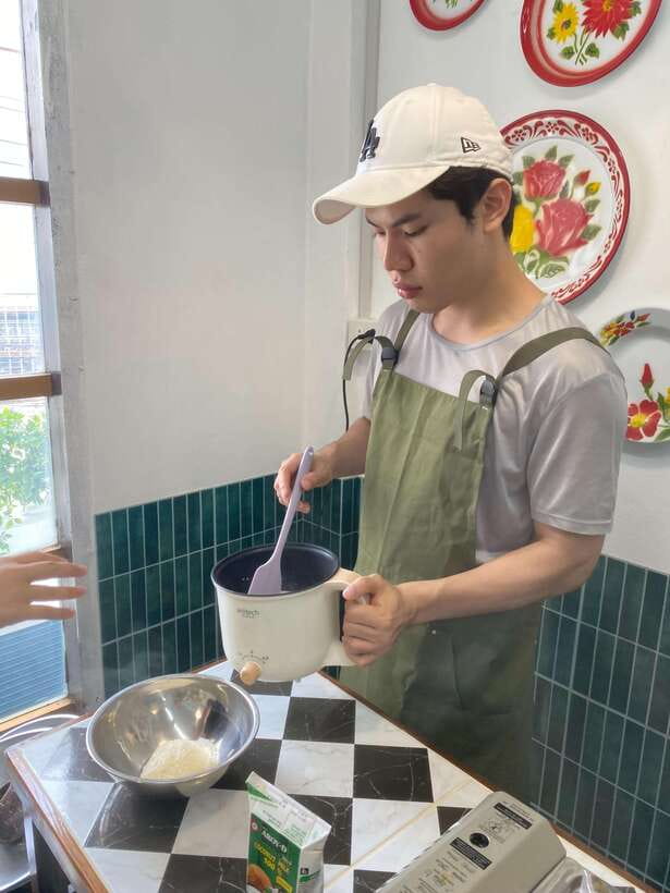 Bangkok Cooking Class : Traditional Thai dishes&Market Trip - The market ride adds more than scenery