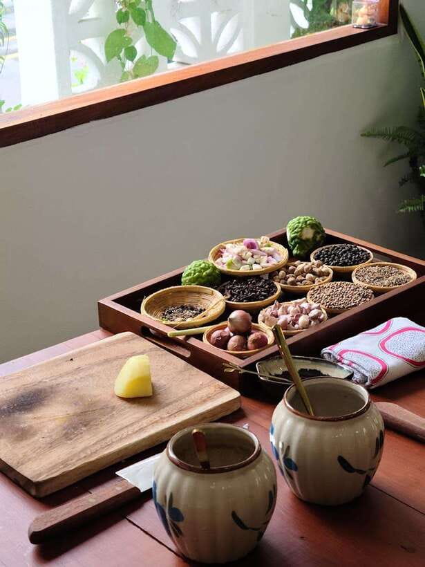 Bangkok: Cooking Class + Tuk Tuk Ride + Market Tour - Starting near Wat Arun and Icon Siam