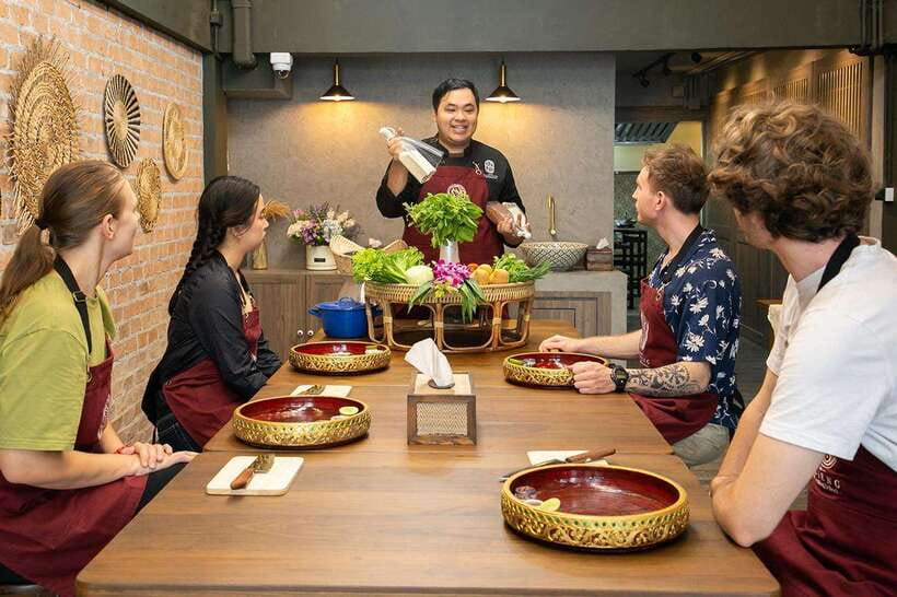 Bangkok: Cooking Class with Market Visit & Tuk Tuk Ride - Should you book it?