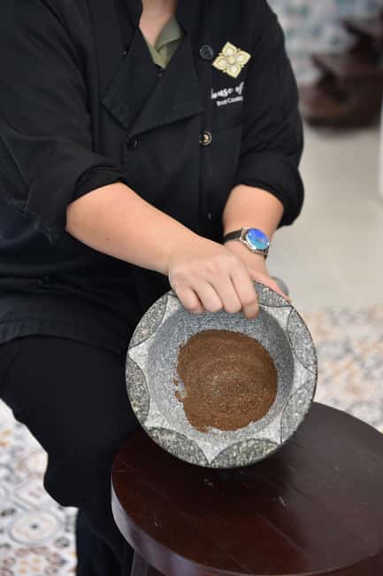 Bangkok: Hands-on Thai Cooking Class & Market Tour in Sathon - Who Should Book This Class?
