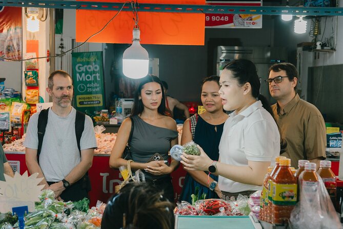 Bangkok Udomsuk Thai Cooking Class with local market tour - Back to the kitchen with Chef Pon