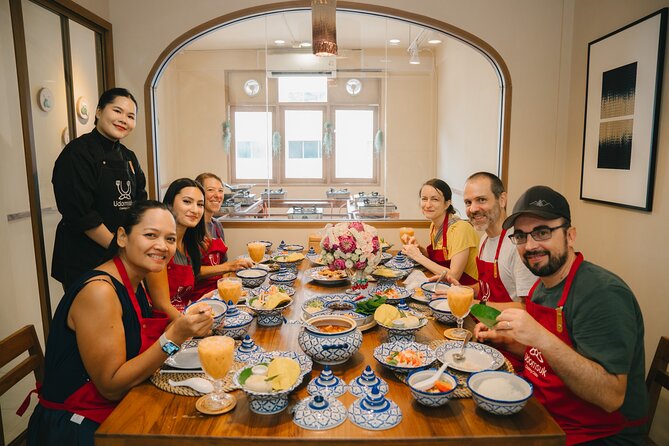 Bangkok Udomsuk Thai Cooking Class with local market tour - Who will enjoy this class most?