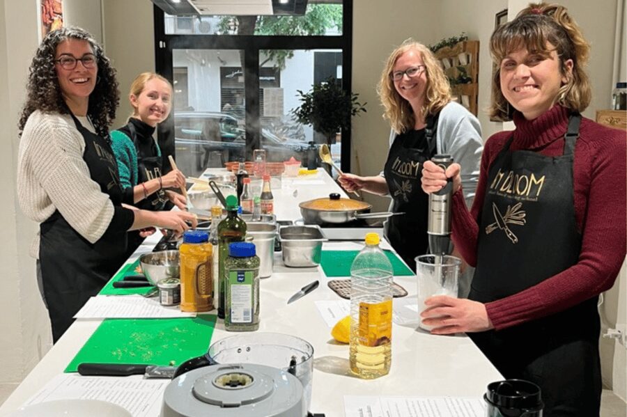Barcelona: Catalan Cuisine cooking course 100% vegan - The opening presentation sets up the meal