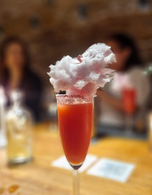 Barcelona: Cocktail Class Workshop - Make Shake Cook & Paint - Who should book this workshop