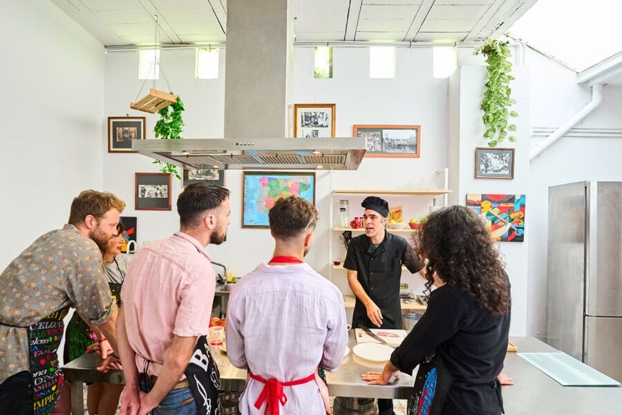 Barcelona: Paella Cooking Class with Market Visit and More - Timing, location, and practical planning