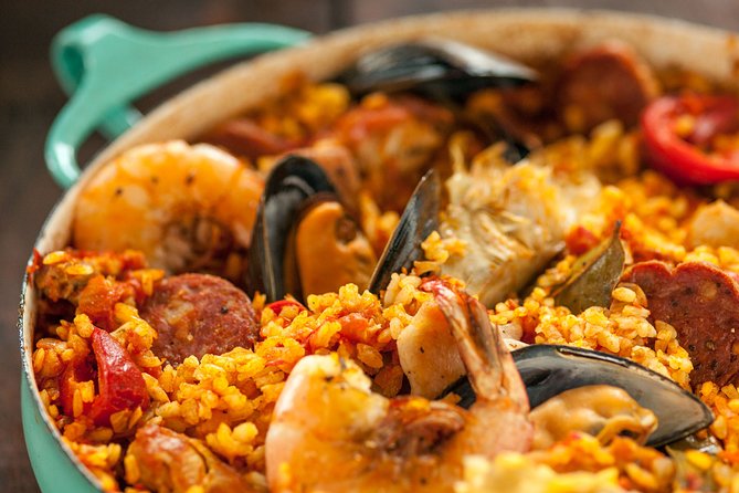 Barcelona : Paella Cooking Experience + Boqueria Market Exclusive Tour - Practical details that affect your day