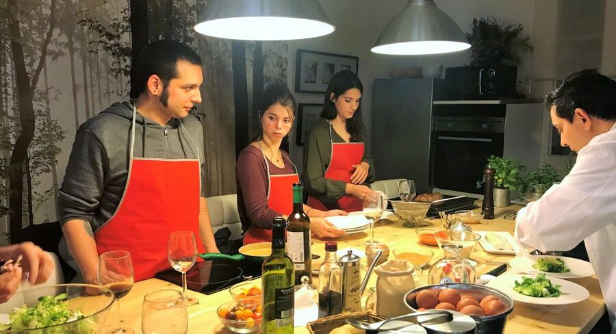 Barcelona: Paella Cooking Workshop and Market Tour - Ten tapas and a short course in Spanish food
