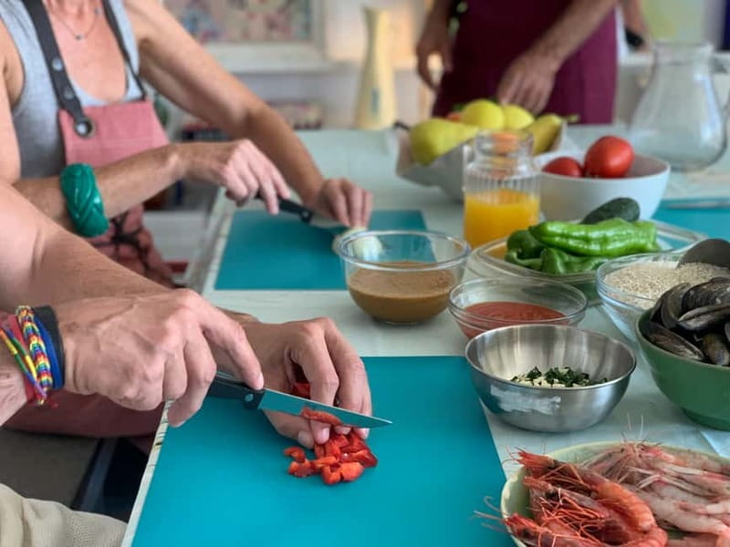 Barcelona: Paella Seafood Master Cooking Class with Sangria - Key points at a glance