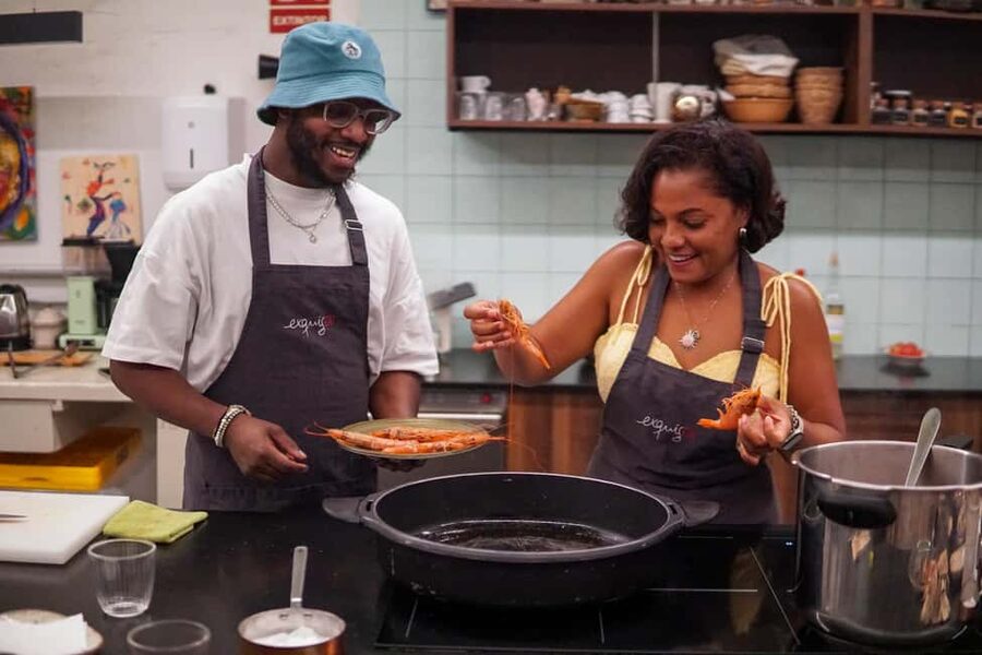 Barcelona: Paella & Tapas Cooking Class with Sangria - Cooking Catalonia in a Gràcia open kitchen