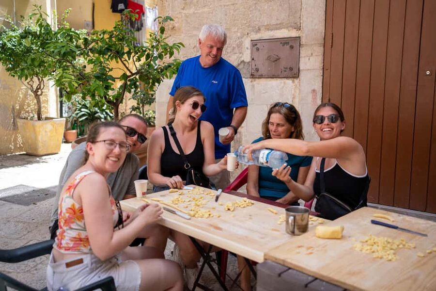 Bari: Bike Tour & Pasta Making Experience - Bari’s old streets by bicycle