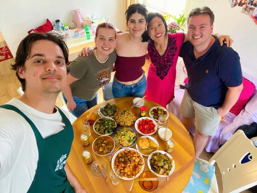 Beijing: Vegan Home Cooking & Local Market Tour with Sanxia - Why this Tongzhou cooking class feels personal