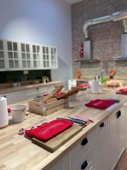 Bilbao: Immersive Basque Cooking Class - How hands-on is the class?