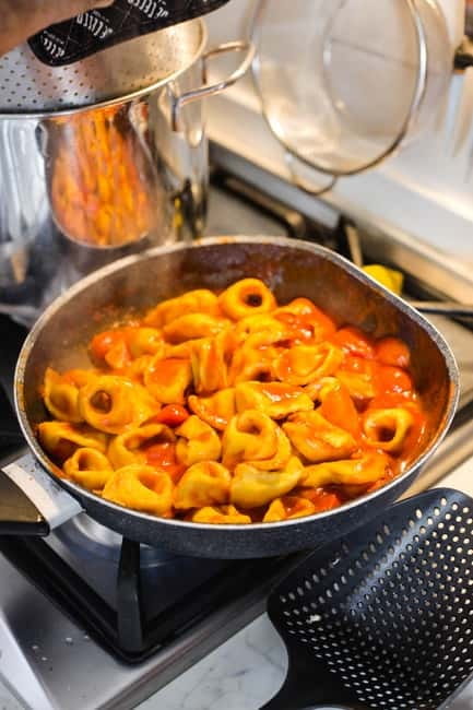 Bologna: In-Home Italian Pasta Making Workshop with Wine - Two sauces show the Bologna difference
